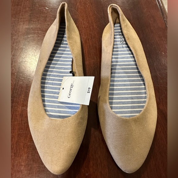 NWT| Suede Like Nude Flats - Picture 1 of 4